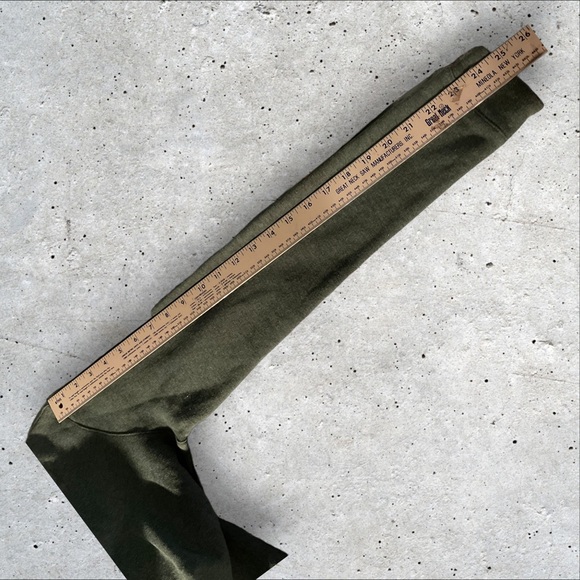 * * 🍋Lululemon & go Endeavor Long Sleeve Pullover - Picture 9 of 9